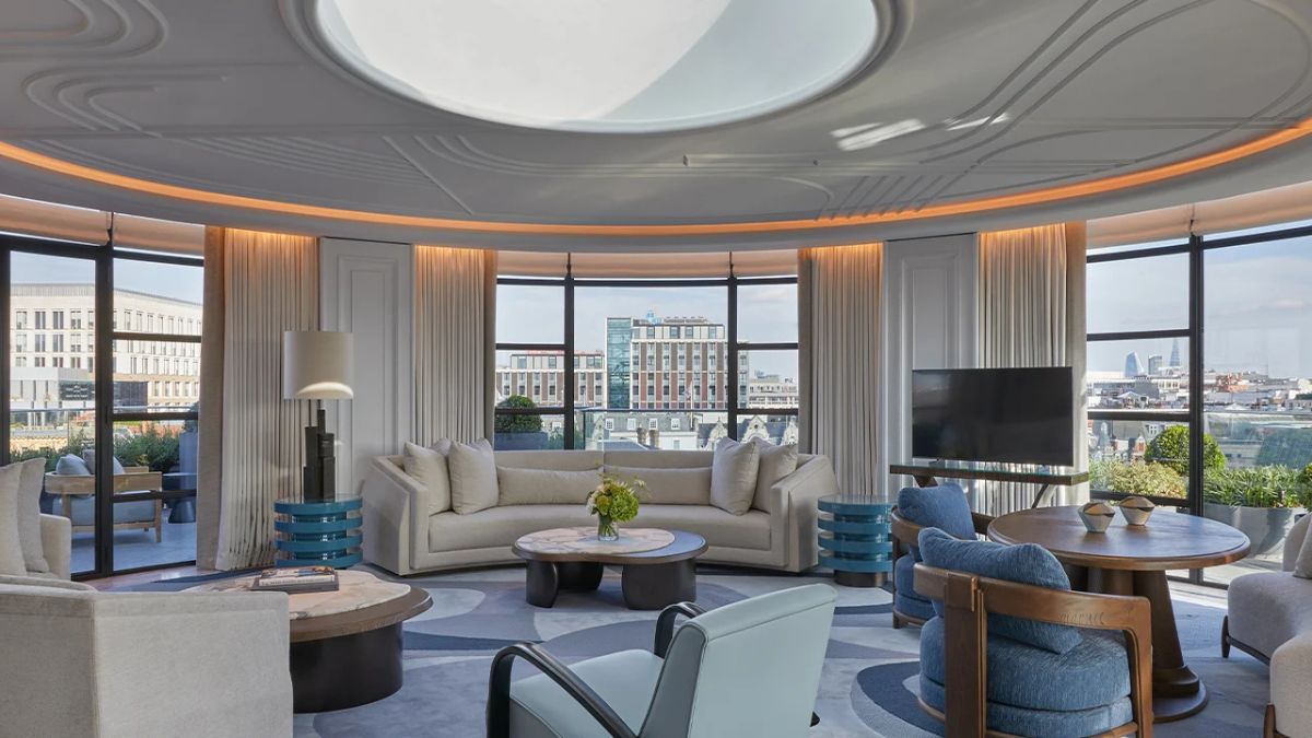 Claridge's London: A Quintessentially British Luxury Experience image 6